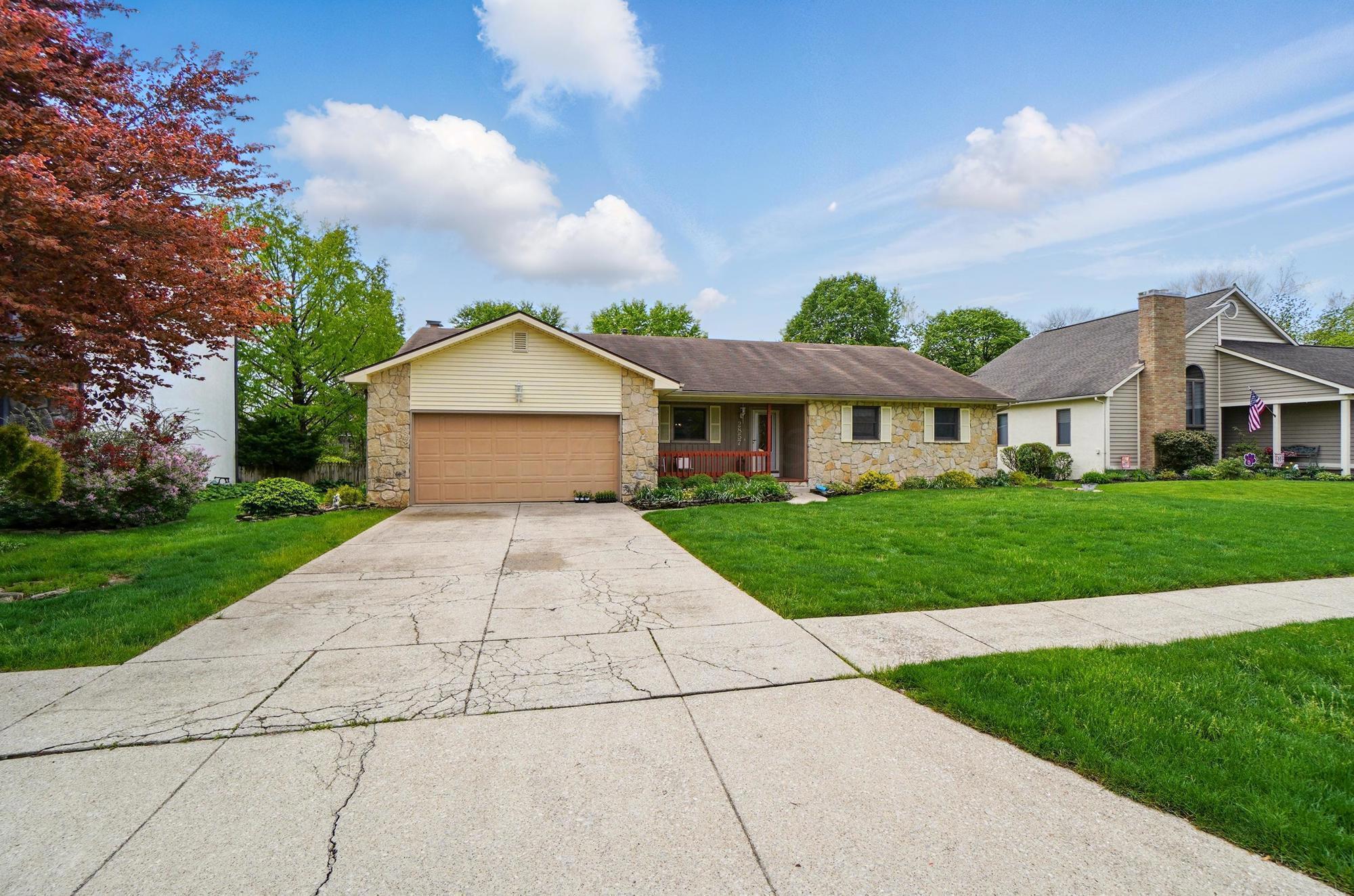 2857 Buxton Lane, Grove City, Ohio image 3
