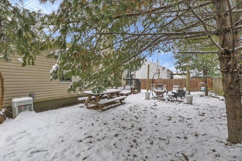 Tiny photo for 1592 Magoffin Avenue, Columbus, OH 43207 (MLS # 225044803)