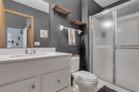 Tiny photo for 1592 Magoffin Avenue, Columbus, OH 43207 (MLS # 225044803)