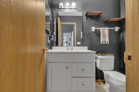 Tiny photo for 1592 Magoffin Avenue, Columbus, OH 43207 (MLS # 225044803)