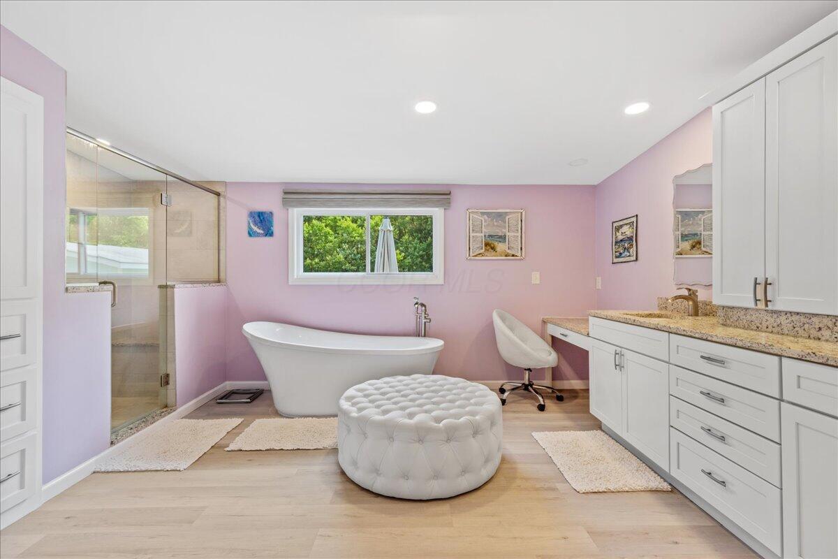 1205 Holton Road, Grove City, Ohio image 16