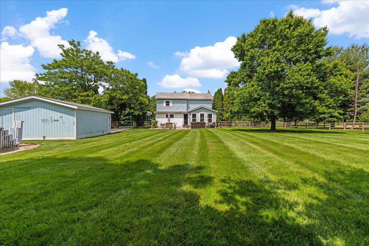 1205 Holton Road, Grove City, Ohio image 27