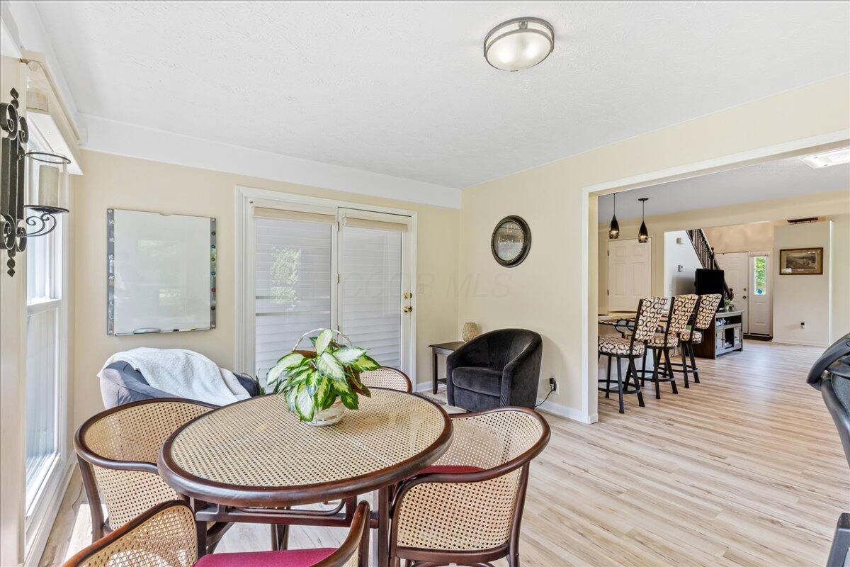 1205 Holton Road, Grove City, Ohio image 9