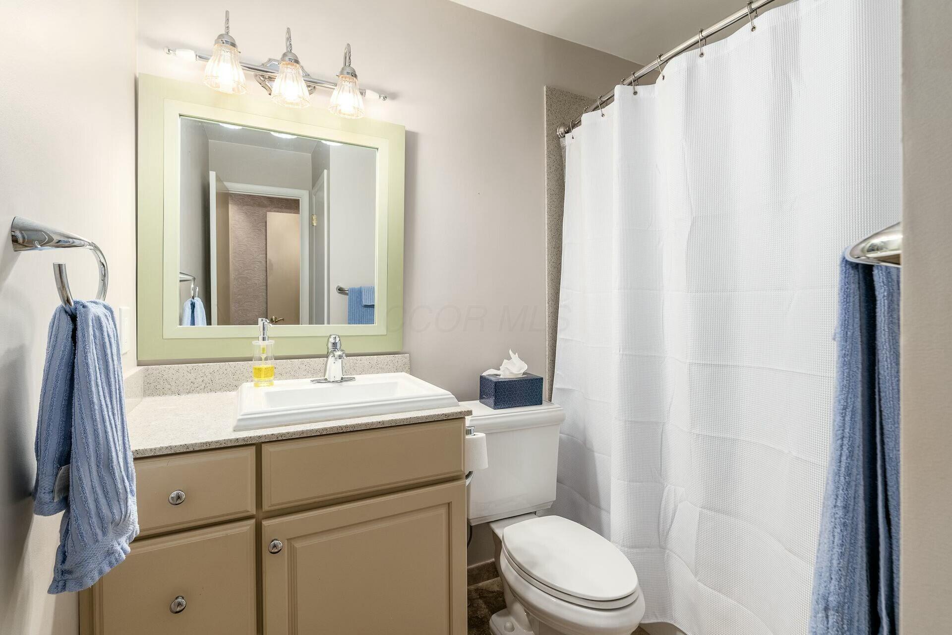 1327 Friar Lane, Columbus, Ohio image 32
