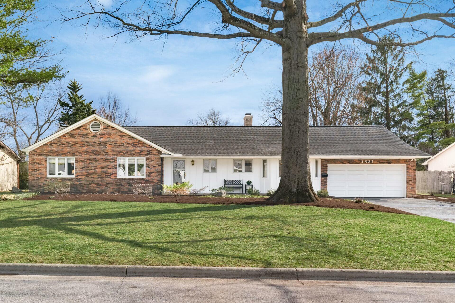 1327 Friar Lane, Columbus, Ohio image 2
