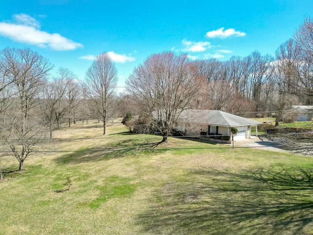 10624 Jacobs Drive, Mount Vernon, Ohio image 2