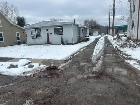 Tiny photo for 680 E Hunter Street, Logan, OH 43138 (MLS # 225044945)