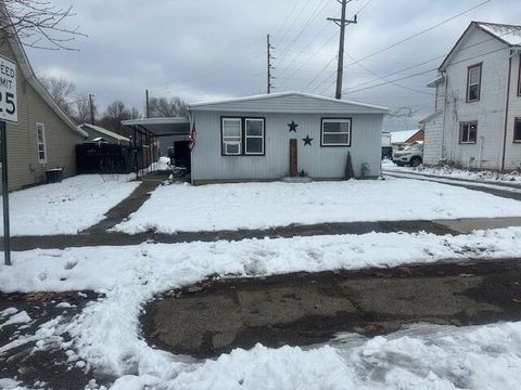 Photo of 680 E Hunter Street, Logan, OH 43138 (MLS # 225044945)