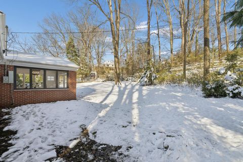 Tiny photo for 4540 Langport Road, Upper Arlington, OH 43220 (MLS # 225044815)