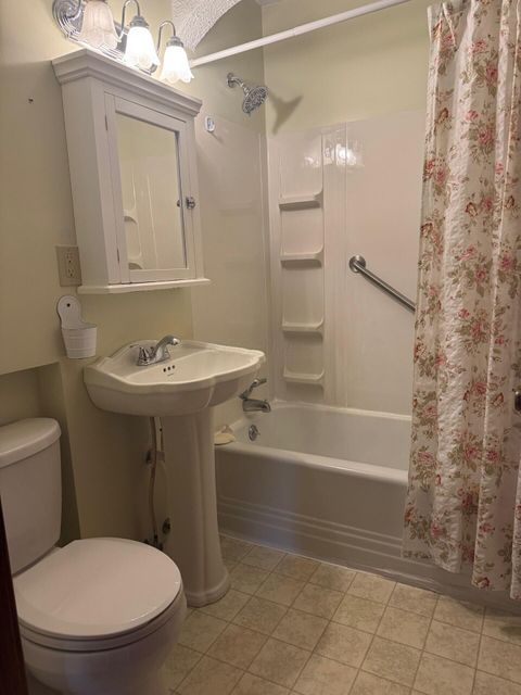 Tiny photo for 1710 S Champion Avenue, Columbus, OH 43207 (MLS # 225037325)