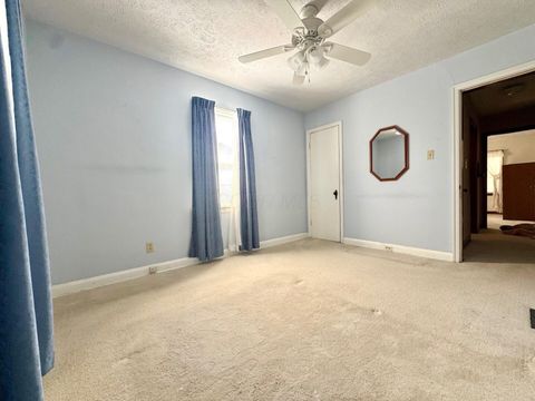 Tiny photo for 1710 S Champion Avenue, Columbus, OH 43207 (MLS # 225037325)