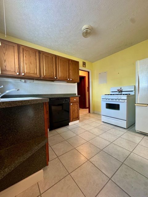 Tiny photo for 1710 S Champion Avenue, Columbus, OH 43207 (MLS # 225037325)