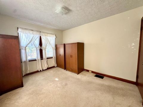 Tiny photo for 1710 S Champion Avenue, Columbus, OH 43207 (MLS # 225037325)