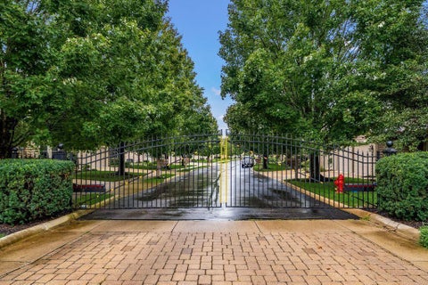 Tiny photo for 55 Brookehill Drive, Powell, OH 43065 (MLS # 226036194)