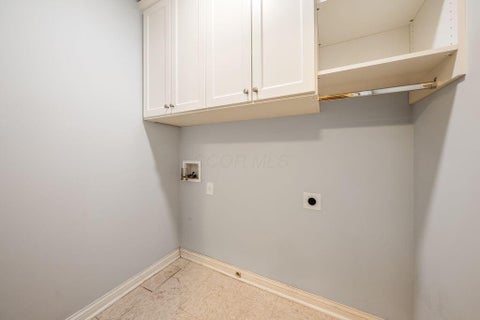 Tiny photo for 55 Brookehill Drive, Powell, OH 43065 (MLS # 226036194)