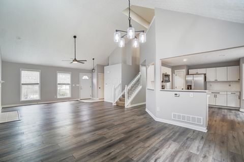 Tiny photo for 274 Stamford Drive, Powell, OH 43065 (MLS # 225037000)