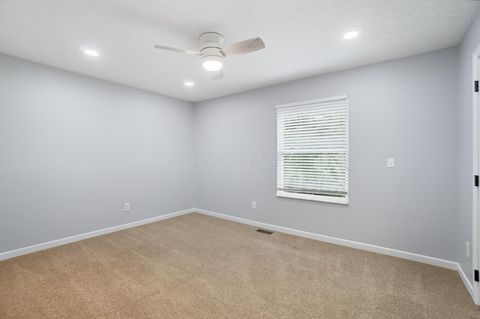 Tiny photo for 274 Stamford Drive, Powell, OH 43065 (MLS # 225037000)