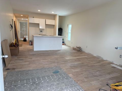 Tiny photo for 421 Walnut Street, Washington Court House, OH 43160 (MLS # 225044822)