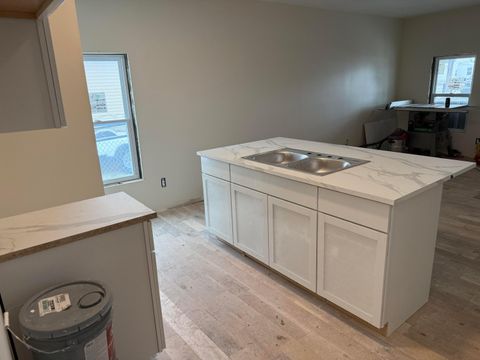 Tiny photo for 421 Walnut Street, Washington Court House, OH 43160 (MLS # 225044822)