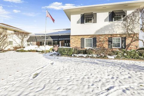 Tiny photo for 1710 Kenwick Road, Columbus, OH 43209 (MLS # 225045142)