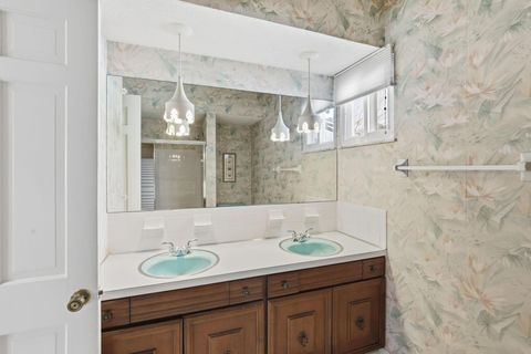 Tiny photo for 1710 Kenwick Road, Columbus, OH 43209 (MLS # 225045142)