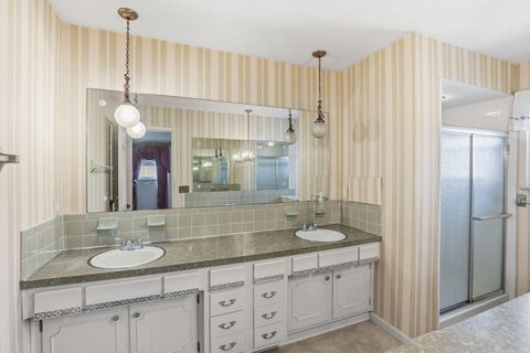 Tiny photo for 1710 Kenwick Road, Columbus, OH 43209 (MLS # 225045142)