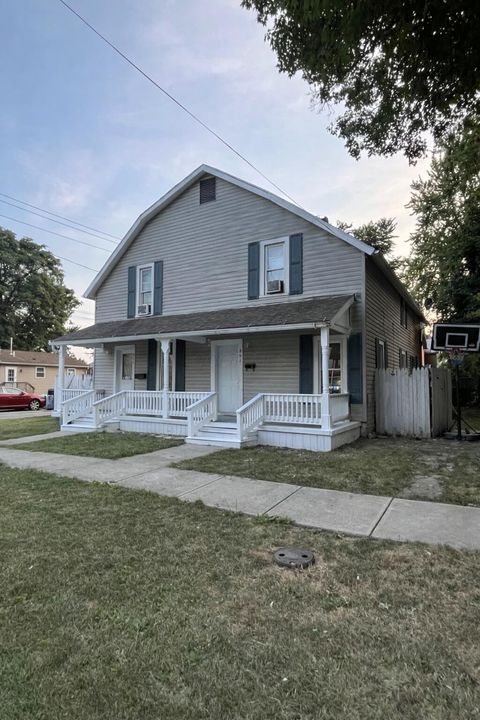 Photo of 389-391 Oak Street, Marion, OH 43302 (MLS # 226007678)