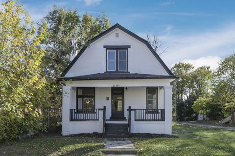 Photo of 1119 E Fulton Street, Columbus, OH 43205 (MLS # 225040965) Photo of 1119 E Fulton Street, Columbus, OH 43205 (MLS # 225040965)