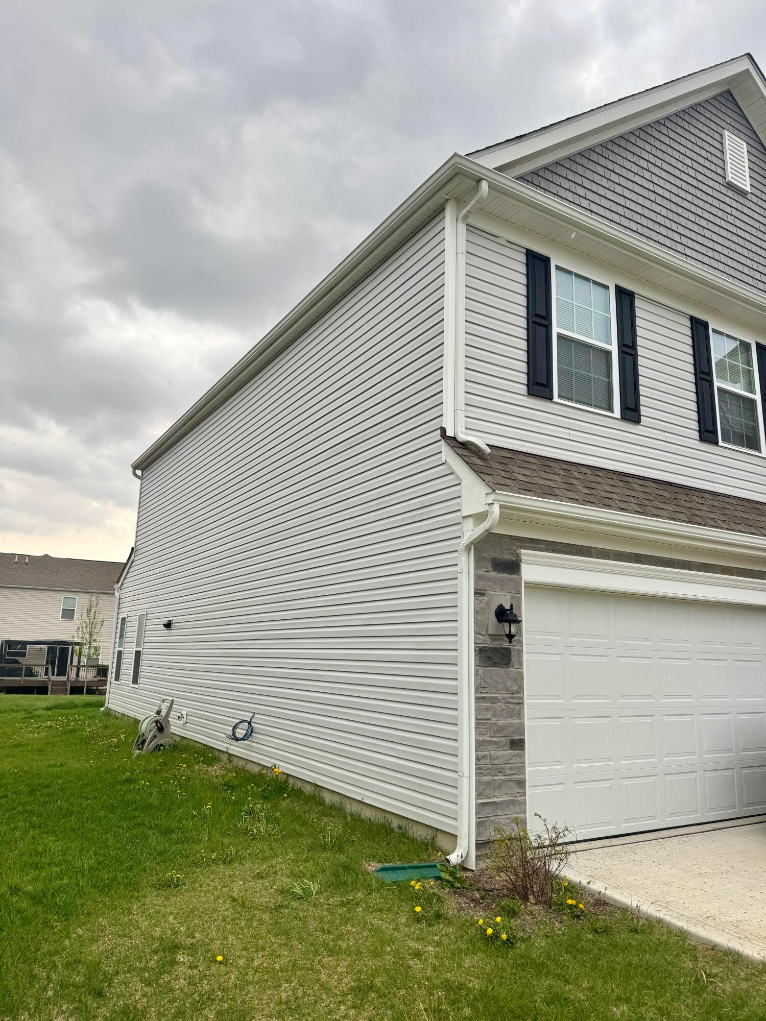 1123 Hampton Lane, London, Ohio image 17