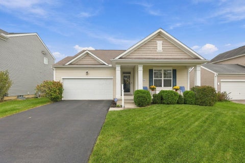 Photo of 2440 Sky Valley Drive, Grove City, OH 43123 (MLS # 226038026)