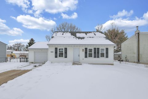 Photo of 4001 Yukon Avenue, Groveport, OH 43125 (MLS # 226003790)