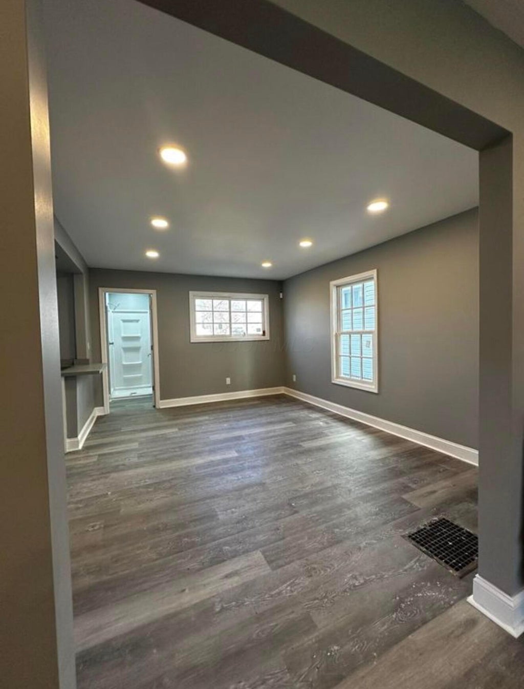 Photo of 1066 E 17th Avenue, Columbus, OH 43211 (MLS # 226034756)