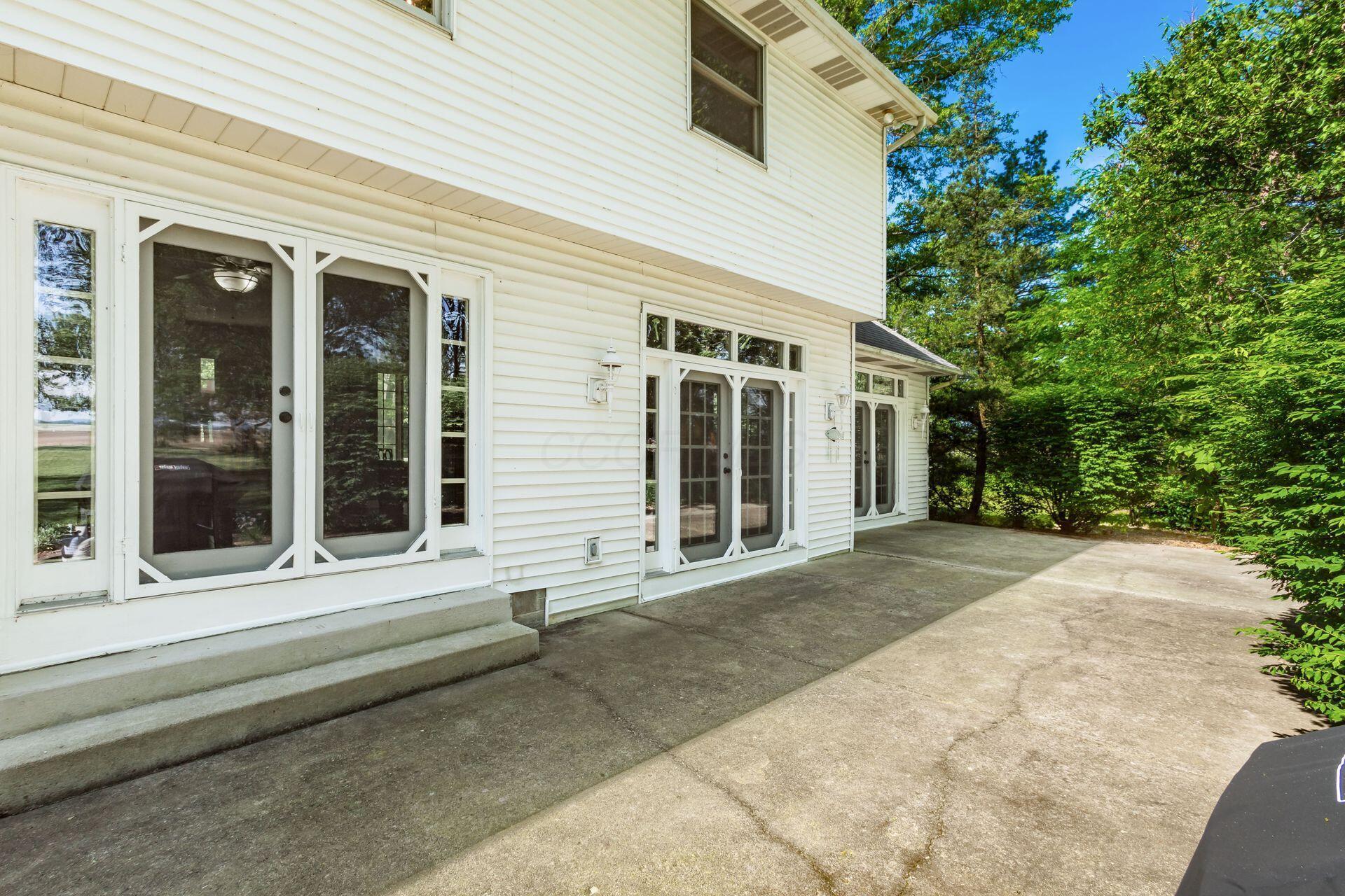 9152 Burgett Road, Orient, Ohio image 40