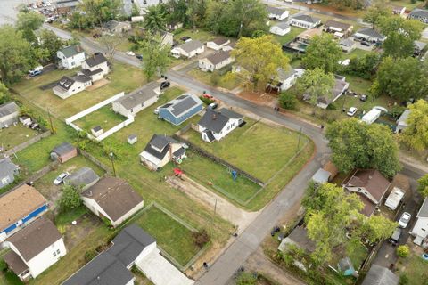 Tiny photo for 2220 Sale Road, Columbus, OH 43224 (MLS # 225037229)