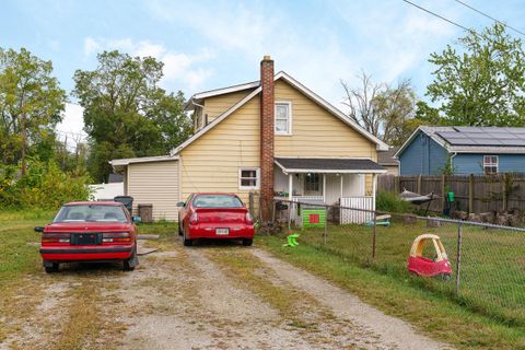 Tiny photo for 2220 Sale Road, Columbus, OH 43224 (MLS # 225037229)