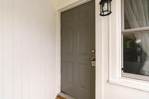 Tiny photo for 2220 Sale Road, Columbus, OH 43224 (MLS # 225037229)