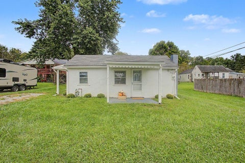 Photo of 112 Cassil Street, Mount Vernon, OH 43050 (MLS # 226036235)