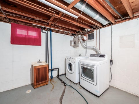 Tiny photo for 2164 Fenton Street, Columbus, OH 43224 (MLS # 226022121)