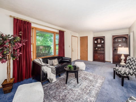 Tiny photo for 2164 Fenton Street, Columbus, OH 43224 (MLS # 226022121)