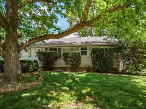 Tiny photo for 2164 Fenton Street, Columbus, OH 43224 (MLS # 226022121)