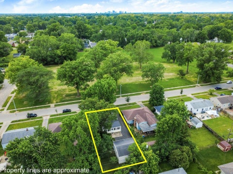 Tiny photo for 2164 Fenton Street, Columbus, OH 43224 (MLS # 226022121)
