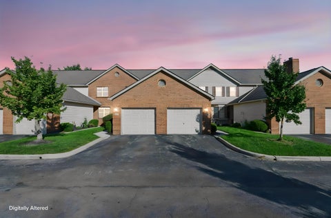 Photo of 1276 Somerset Way, Pickerington, OH 43147 (MLS # 226038215)