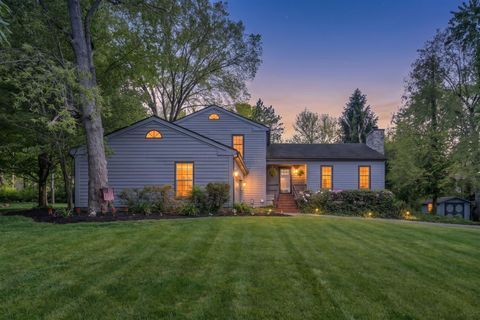Photo of 141 Camelot Drive, Urbana, OH 43078 (MLS # 226017352)
