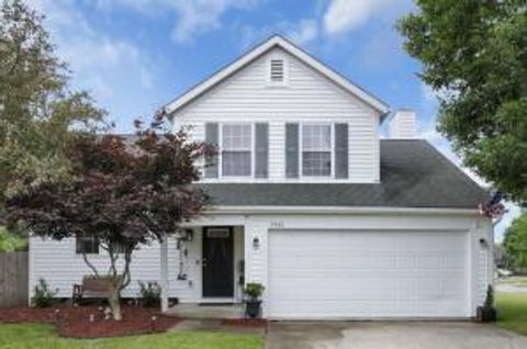 Photo of 7400 Olympic Club Court, Pickerington, OH 43147 (MLS # 225042952)