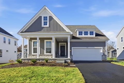 Photo of 308 Reign Way, Pataskala, OH 43062 (MLS # 225025983)