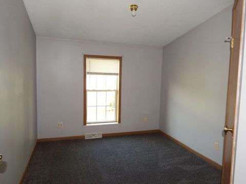 Tiny photo for 422 Lockbay Road, Commercial Point, OH 43116 (MLS # 226015056)