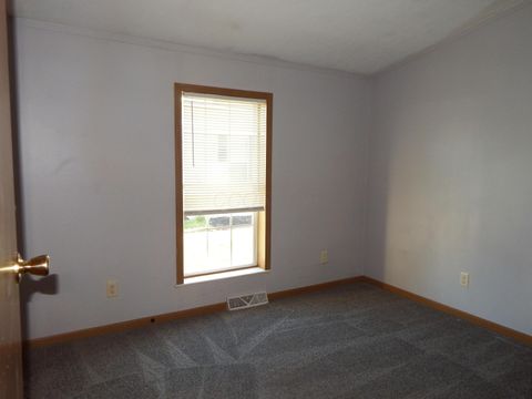 Tiny photo for 422 Lockbay Road, Commercial Point, OH 43116 (MLS # 226015056)