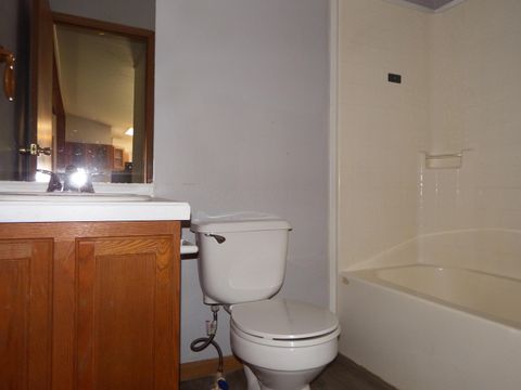 Tiny photo for 422 Lockbay Road, Commercial Point, OH 43116 (MLS # 226015056)