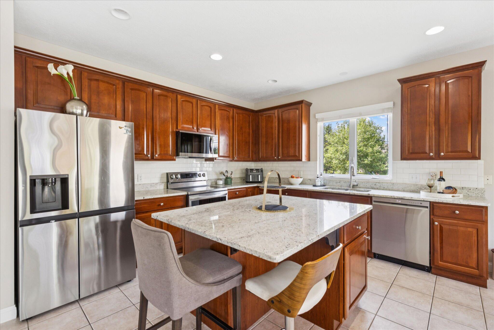 Dublin, Ohio 43016, United States, 5 Bedrooms Bedrooms, ,4 BathroomsBathrooms,Residential,Active,160077