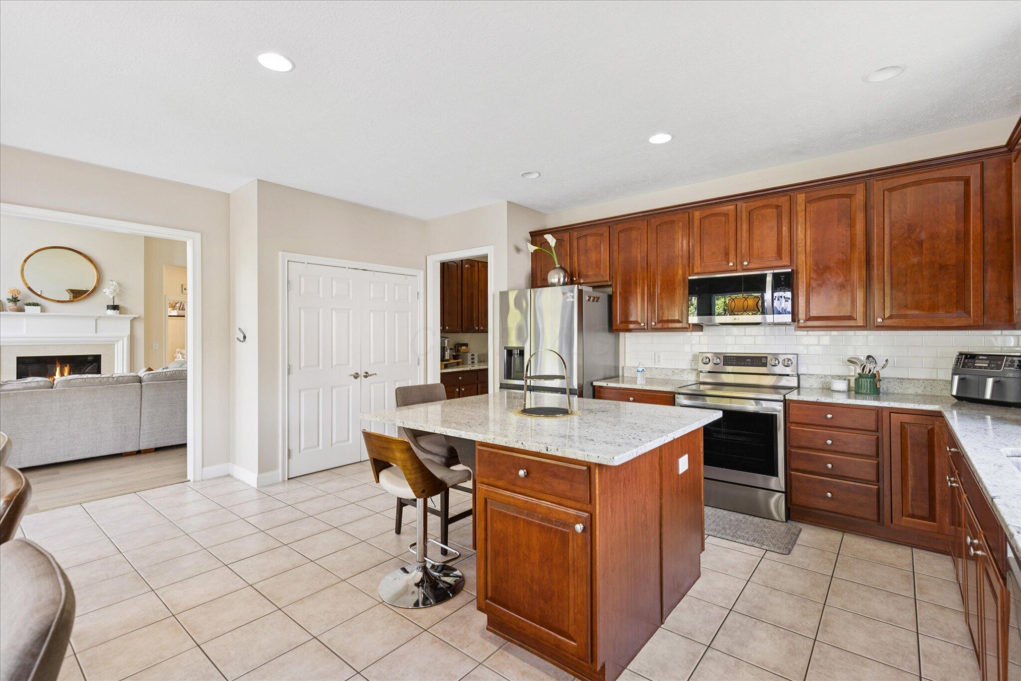 Dublin, Ohio 43016, United States, 5 Bedrooms Bedrooms, ,4 BathroomsBathrooms,Residential,Active,160077